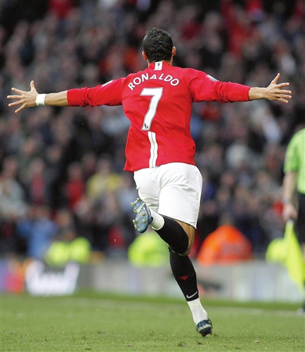 而是用镜头 而是用镜头